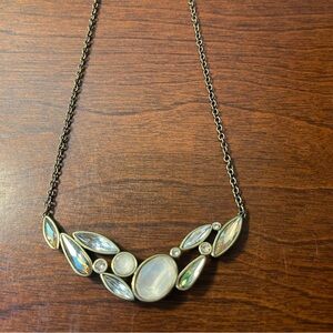 Elegant Silver Necklace with Clear Gemstones